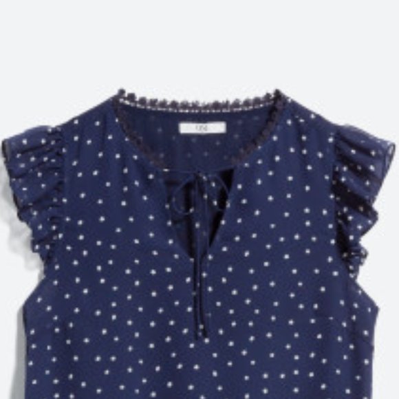 Camero Flutter Sleeve Ploka-dot Blouse - Picture 4 of 5